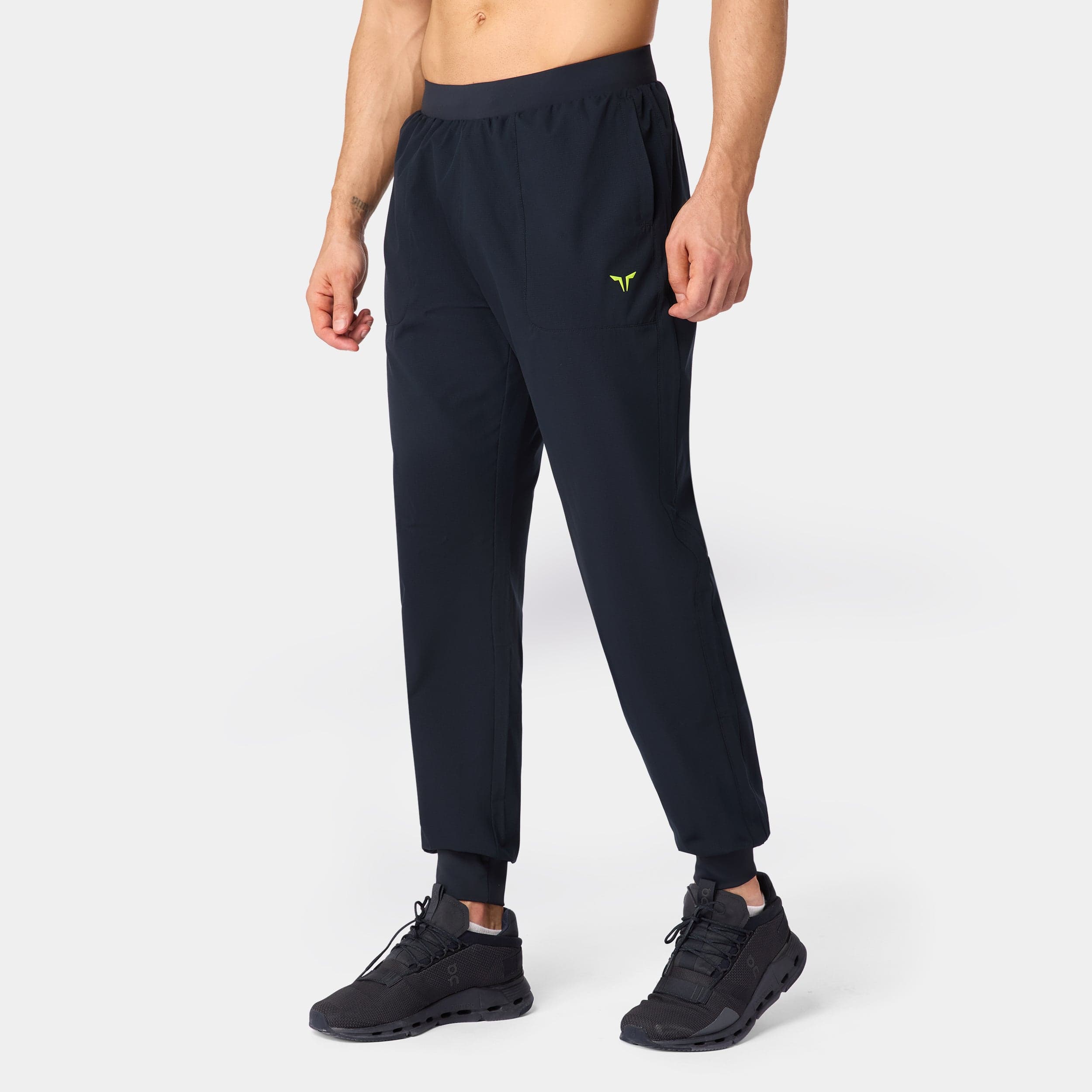 Woven Slim Pants