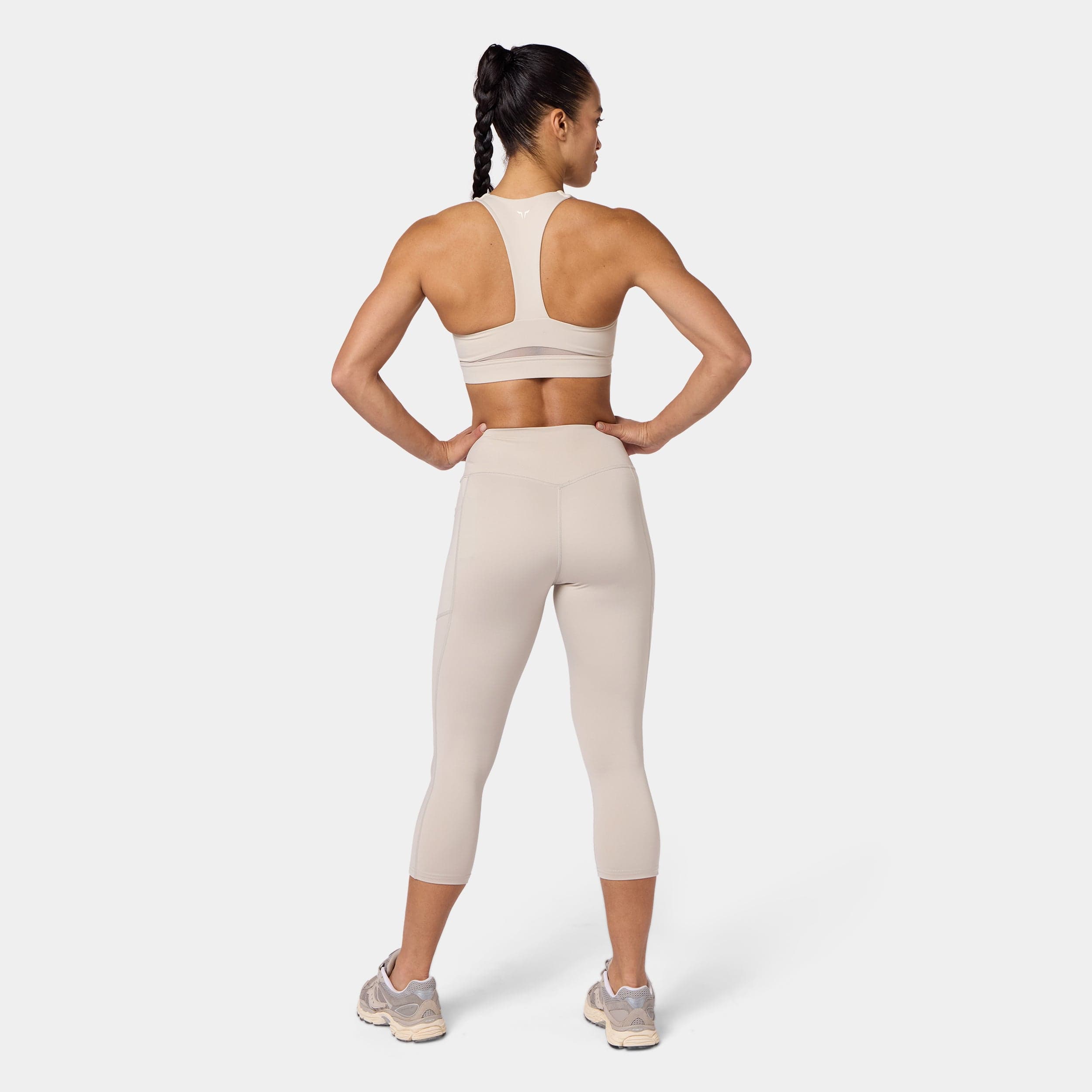 High Rise 21" Leggings — view 3