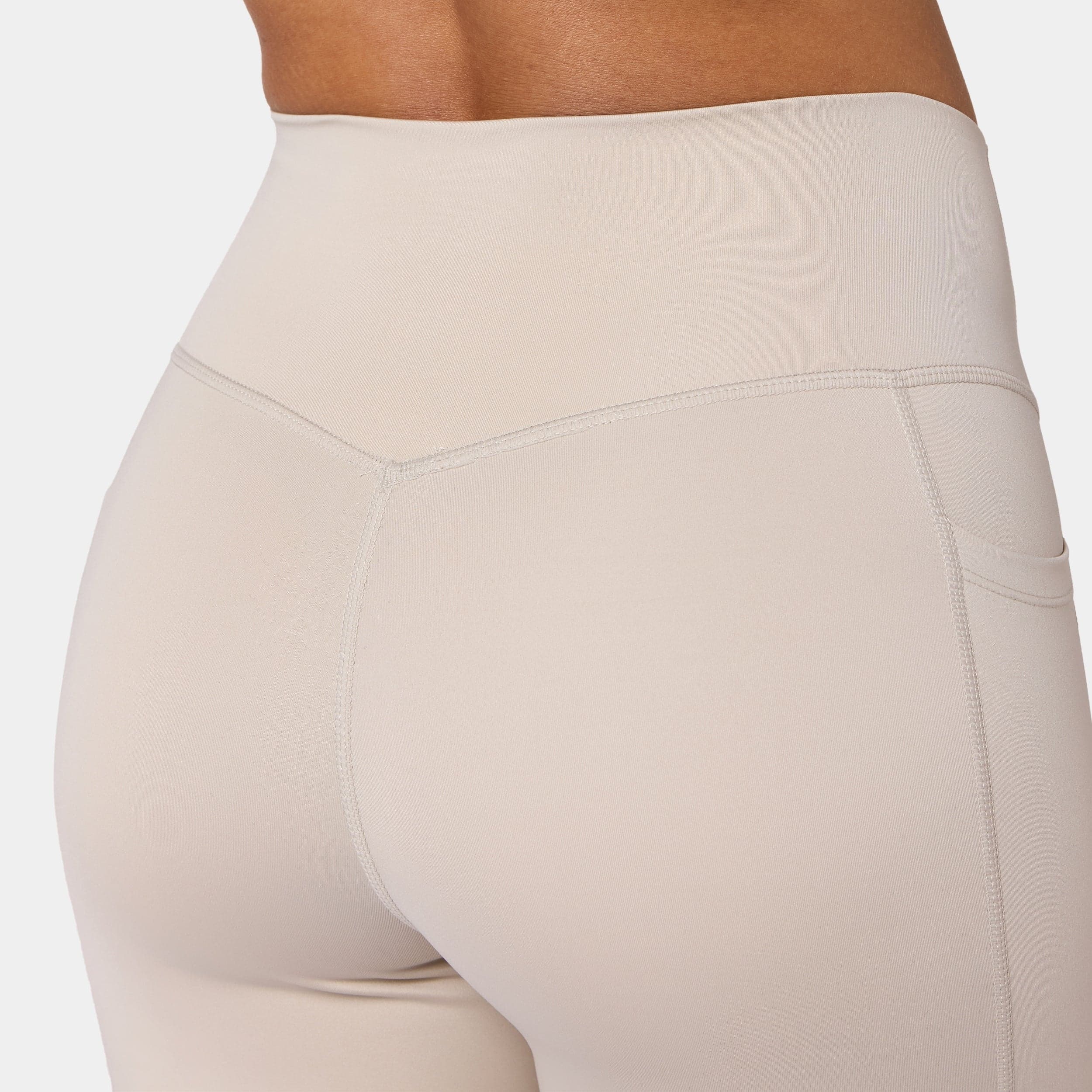 High Rise 21" Leggings — view 4